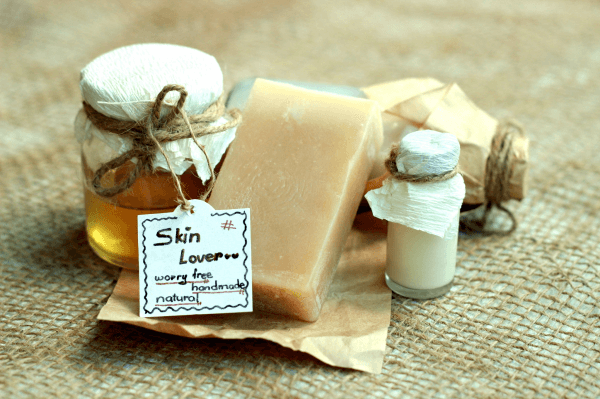 Làm Thế Nào Để Nhận Biết Mỹ Phẩm Handmade An Toàn?