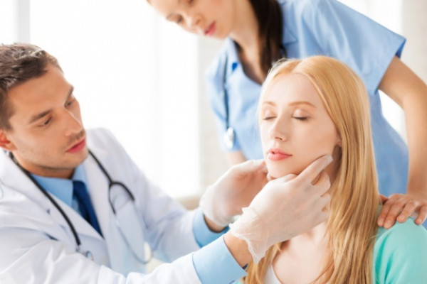 Khi nào cần tìm đến sự giúp đỡ của bác sĩ da liễu?