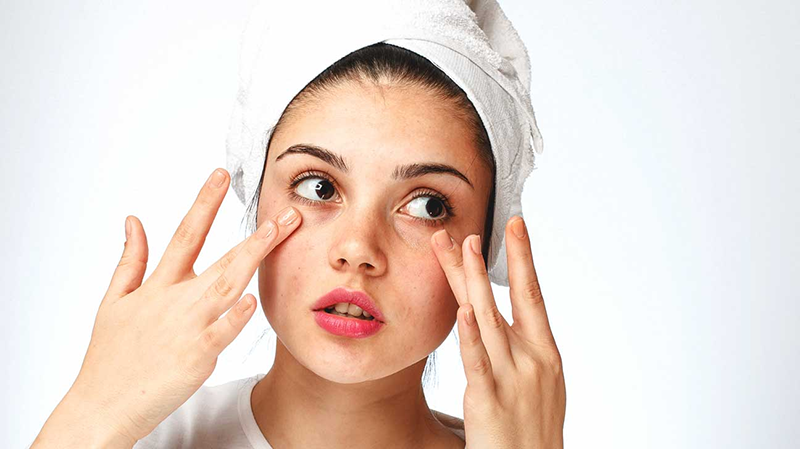 Tại sao da tuổi teen dễ bị kích ứng với mỹ phẩm?